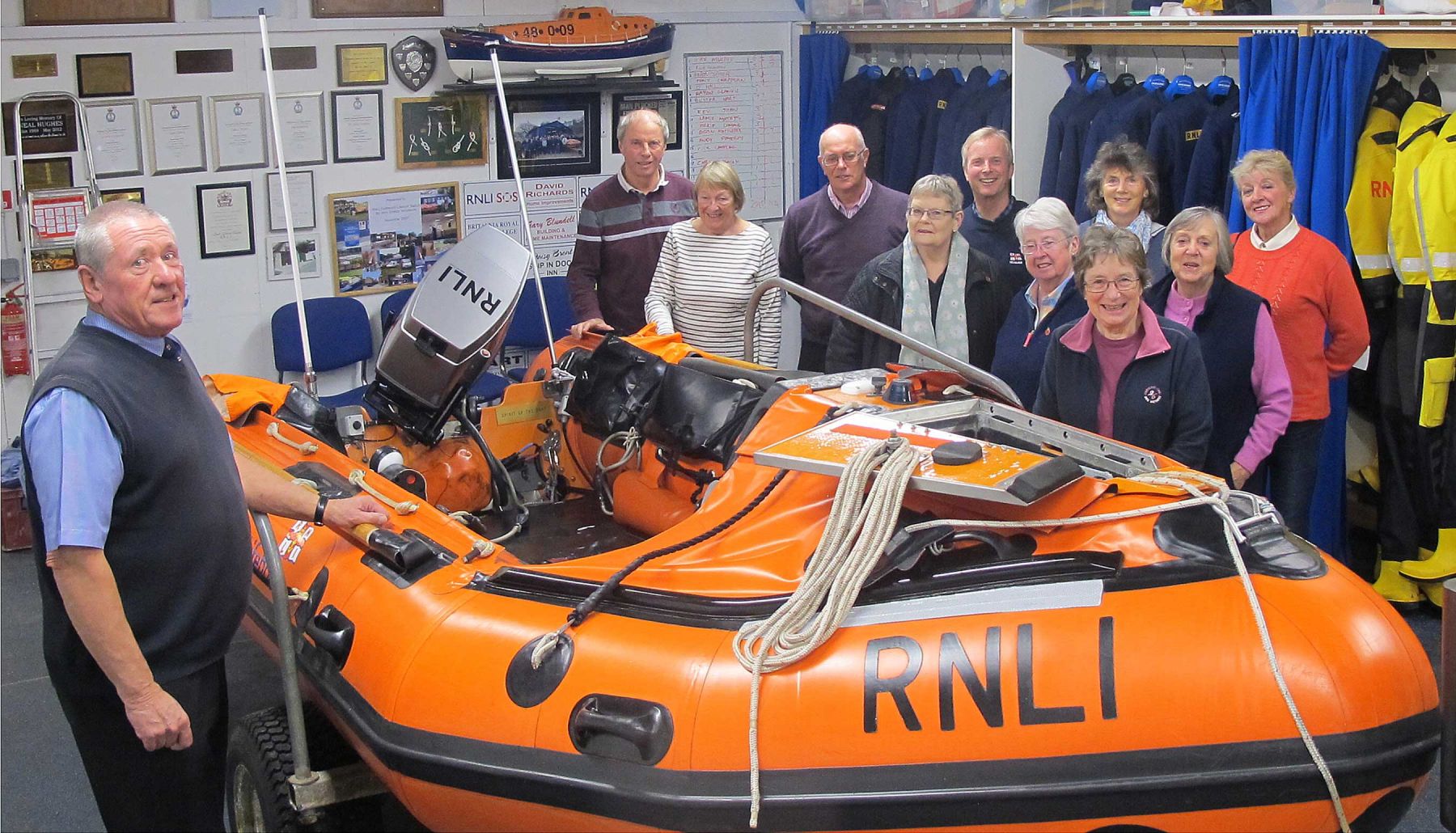 Rob Clements teaching the new Visitor Centre volunteers at the lifeboat station